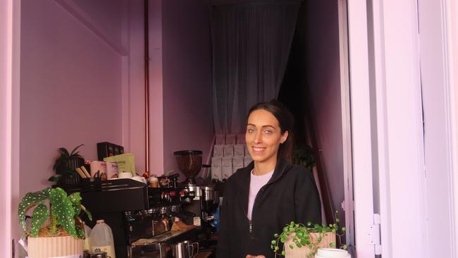 Tia Loulas introduces Kahma Coffee to Mount Gambier. Picture: Arj Ganesan