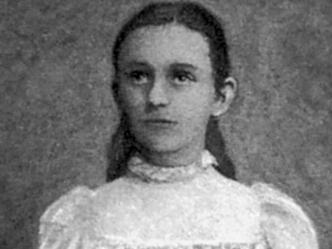 Copy pic - Grace Macdonald (Longreach Cinderella) murdered by father Angus Randall Macdonald and stepmother Florence Alma Cowell - crime qld murder 1903 history headshot alone (from book 'Mostly Murder' by Hugh Macmaster)