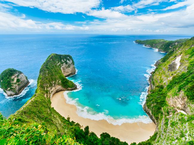 Nusa Penida is just a short boat trip from Lembongan and offers some of the most stunning views you'll find in Indonesia.