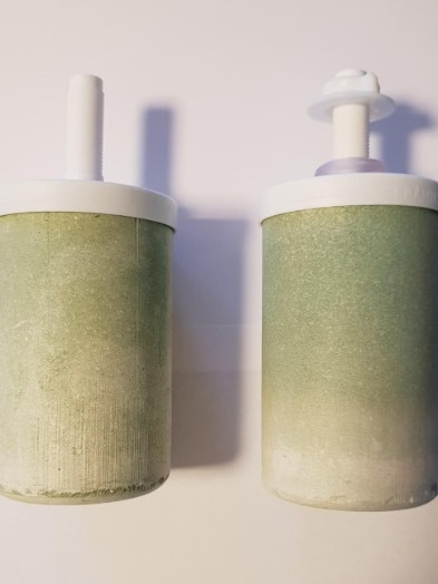 Green-coloured water filters from Bethania. 