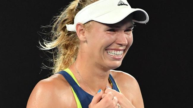 Australian Open 2018: Caroline Wozniacki Vs Simona Halep Live Final ...