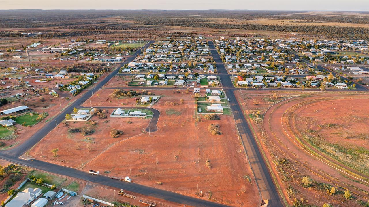 Drone shots of Quilpie's Curlew Estate where land has been sold for new housing. Picture: Supplied.