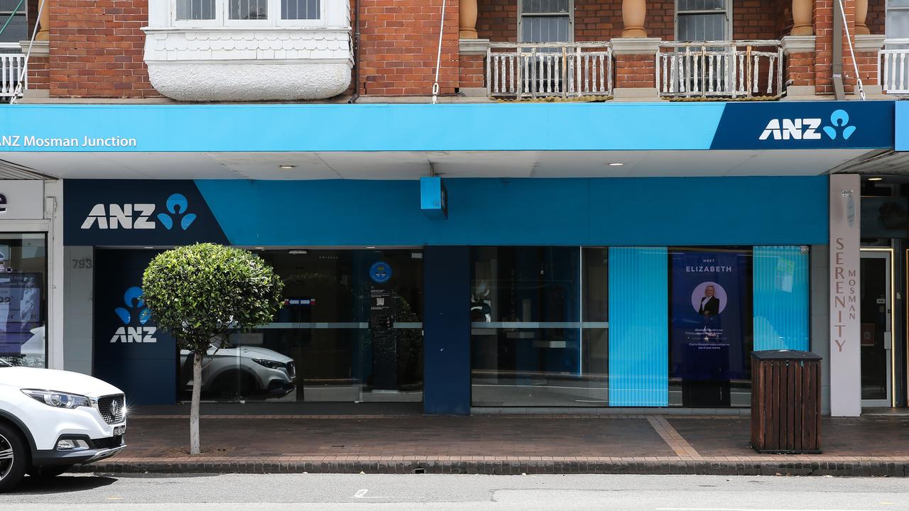 One of ANZ’s latest branch closures has left customers in the Blue Mountains 150km from the nearest branch. Picture: NewsWire / Gaye Gerard