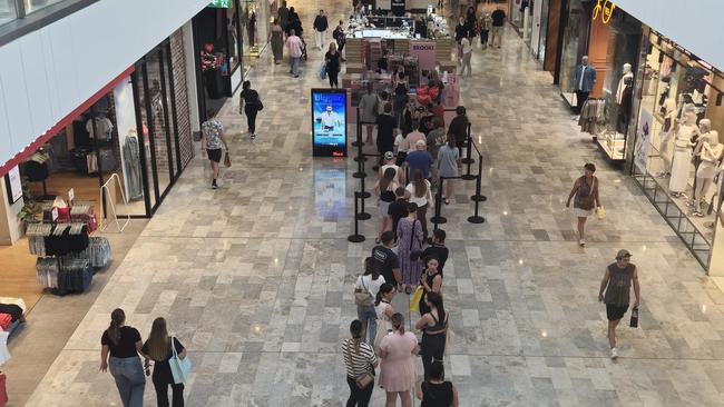 Line in Westfield Chermside. Picture: Reddit/slatsattack