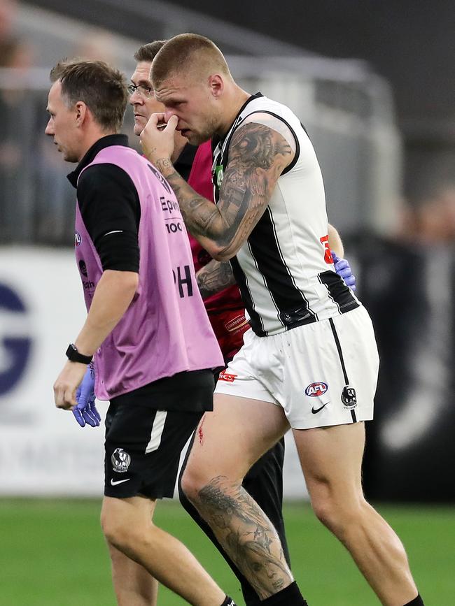 Jordan De Goey is taken from the field.