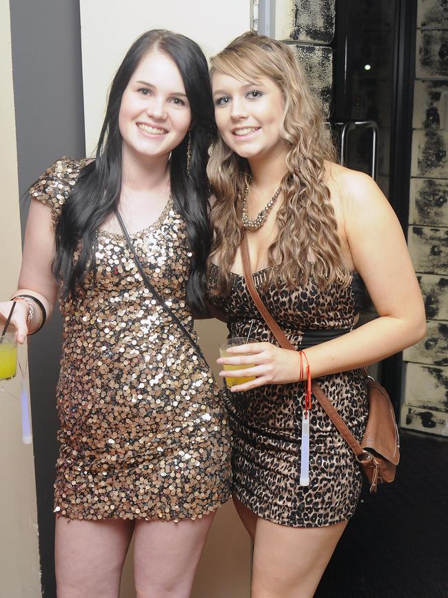 After dark – Louise Yates, left, and Brittany Yates at the Bojangles Nightclub in Gladstone. Photo Tom Huntley / The Observer