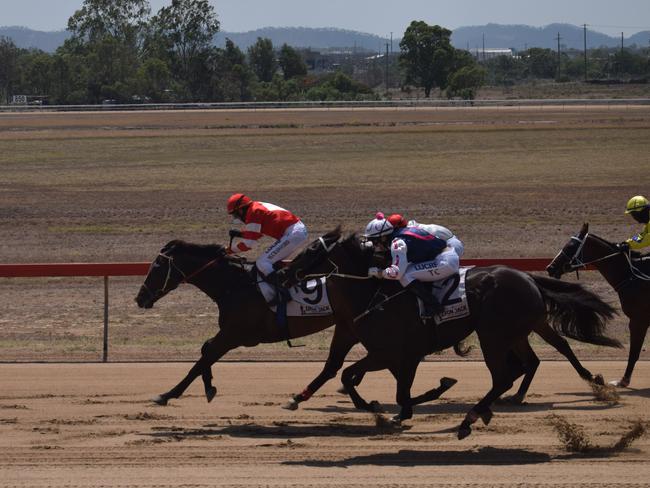 Duan Phoenix leads the pack in Race 1 at the Family fun Day at Ferguson Park 14 December 2019