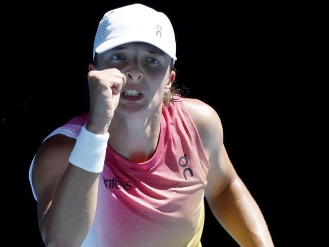 NCA. MELBOURNE, AUSTRALIA. 20th January 2025.   Day 11. Australian Open Tennis at Melbourne Park.   Iga Swiatek vs Emma Navarro at Rod Laver Arena .    Iga Swiatek celebrates during  her straight sets quarterfinal win over Emma Navarro   .  Picture: Michael Klein