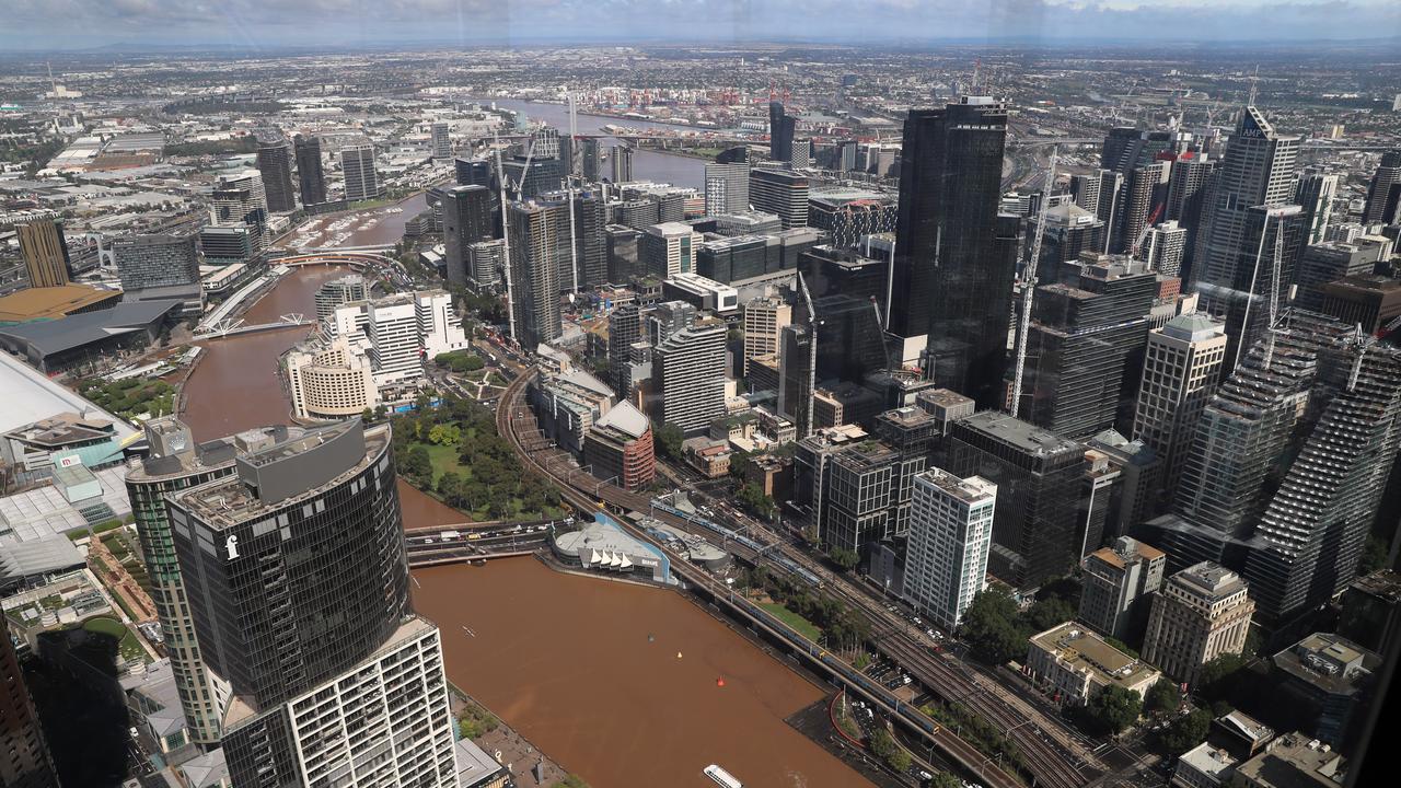 The Yarra River in Melbourne has turned a light brown after yesterday’s dust storm.