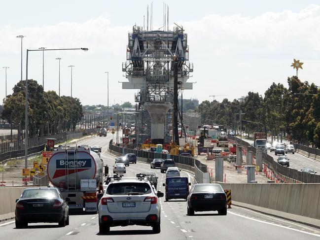 Jobs hit on West Gate Tunnel as delays mount