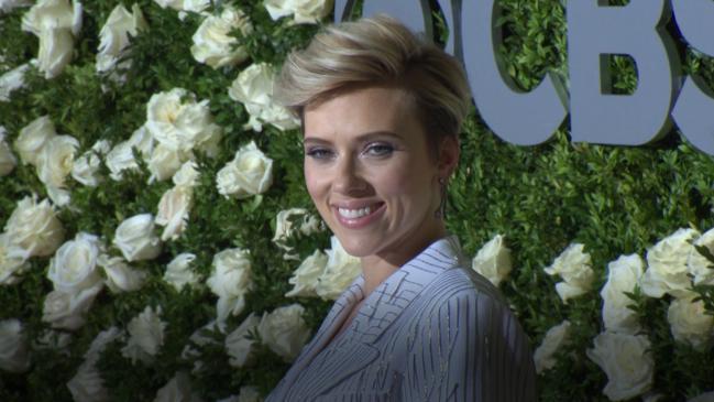 ScarJo stuns at the 2017 Tony Awards