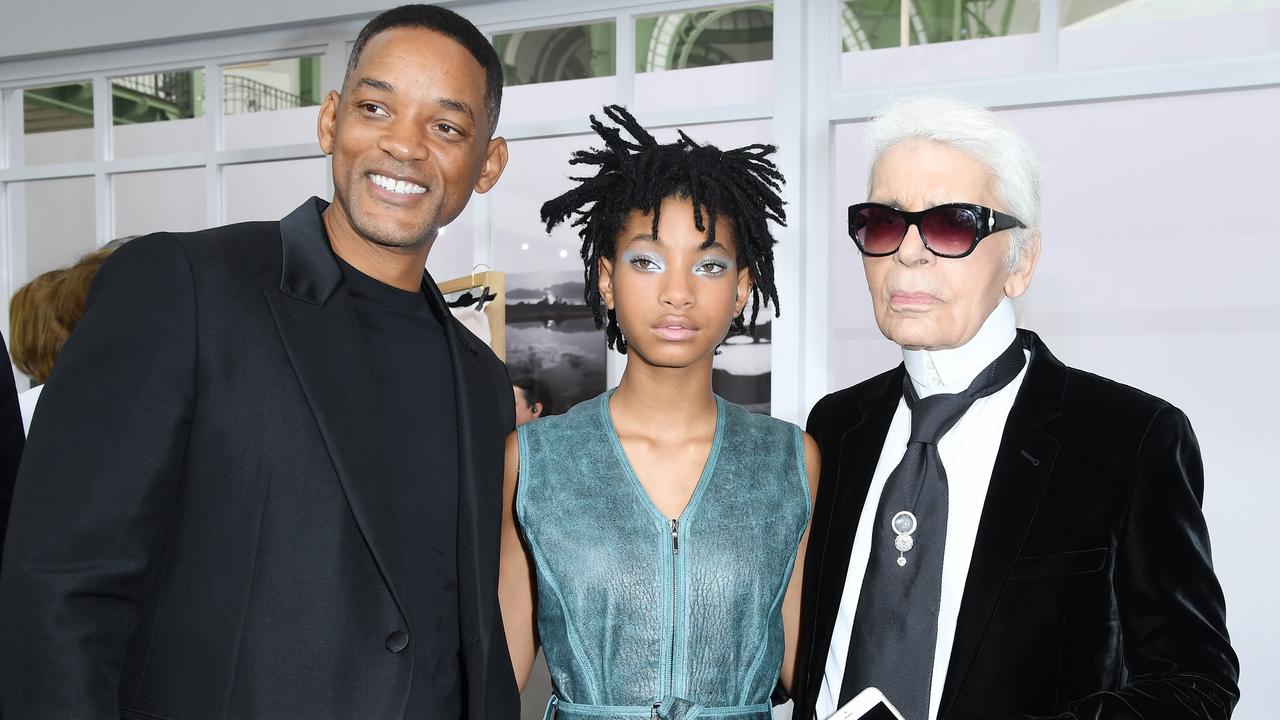 Will Smith, Willow Smith and Karl Lagerfeld attend the Chanel Haute Couture Fall/Winter 2016-2017 show in Paris, France. (Photo by Pascal Le Segretain/Getty Images)