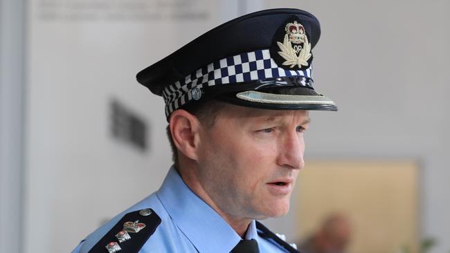 Griffith Street Coolangatta, Queensland. Police Superintendent Mark Wheeler fronts the media at the border crossing with NSW. Picture: Scott Powick.