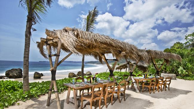 Beach dining, Nihi Sumba Island.