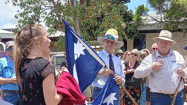 Kennedy MP Bob Katter and Hill MP Shane Knuth at an anti-vax rally held in Atherton on Friday. Picture: Cindy Young