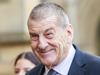 Kennett calls for class action against ratings agencies