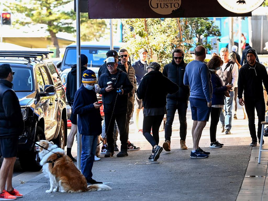 People gather outside a cafe in Bondi. Picture: NCA NewsWire/Bianca De Marchi