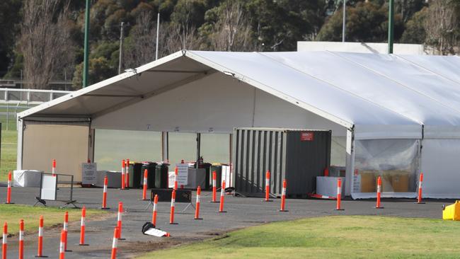 A testing site in Moonee Ponds has closed after a traffic controller tested positive. Picture: David Crosling