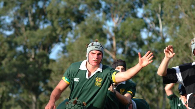 Ben Mowen playing for the First XV in 2002.