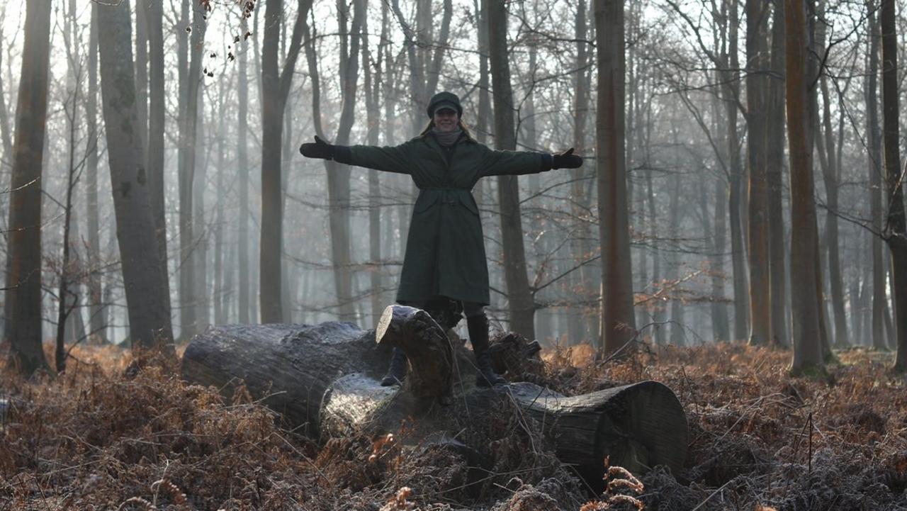 Kate in the woods. Royal life isn’t THAT bad, it seems.