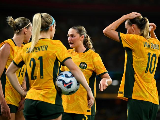 BRISBANE, AUSTRALIA – NOVEMBER 28: Winonah Heatley of Australia discusses tactics with teammates during the International Friendly match between the Matildas and Brazil at Suncorp Stadium on November 28, 2024 in Brisbane, Australia. (Photo by Albert Perez/Getty Images)