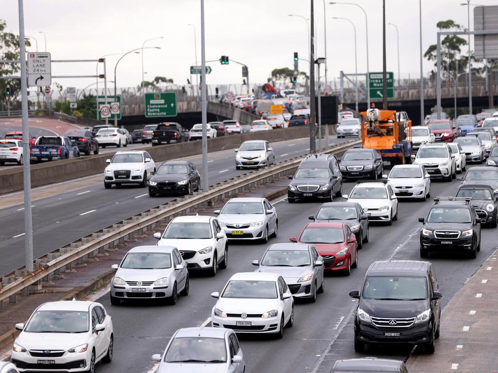 Many everyday road habits could land drivers in hot water. Picture: Damian Shaw / NCA NewsWire