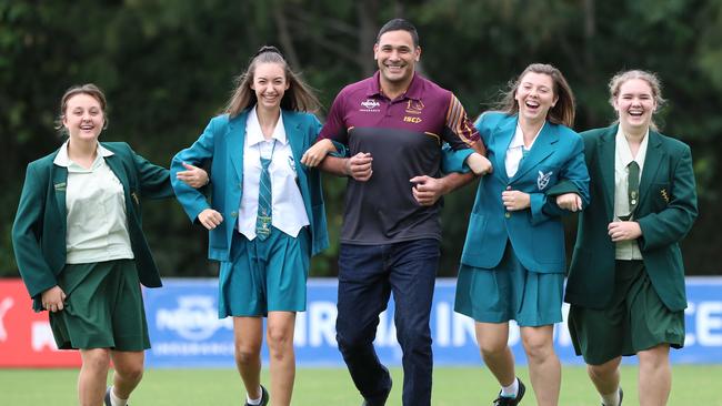 Beyond the Broncos Girls Academy students Sharni Mellare, Holly Harwood, Angela Holcroft and Cooper Ford with former Bronco Justin Hodges. Picture: Darren England