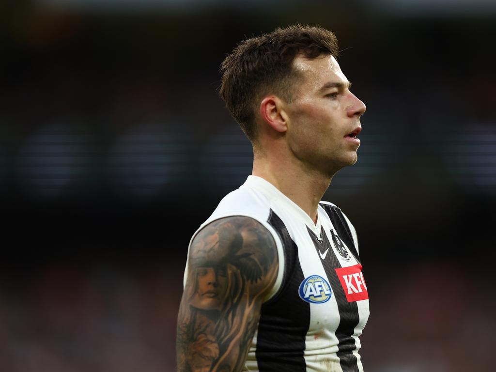 MELBOURNE, AUSTRALIA – JULY 20: Jamie Elliott of the Magpies looks on during the round 19 AFL match between Hawthorn Hawks and Collingwood Magpies at Melbourne Cricket Ground on July 20, 2024 in Melbourne, Australia. (Photo by Graham Denholm/AFL Photos/via Getty Images)