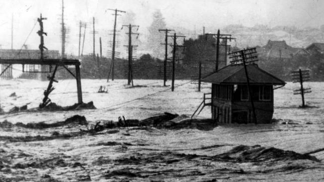 Raging flood waters during the Maitland floods in March 1955.