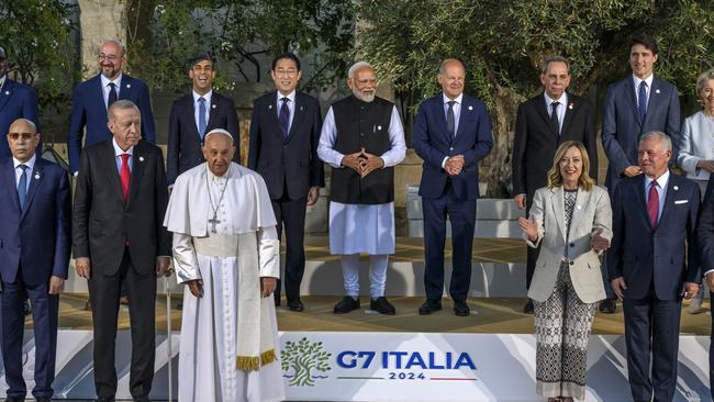 Pope Francis poses with the G7 heads of State. Picture: Antonio Masiello/Getty Images