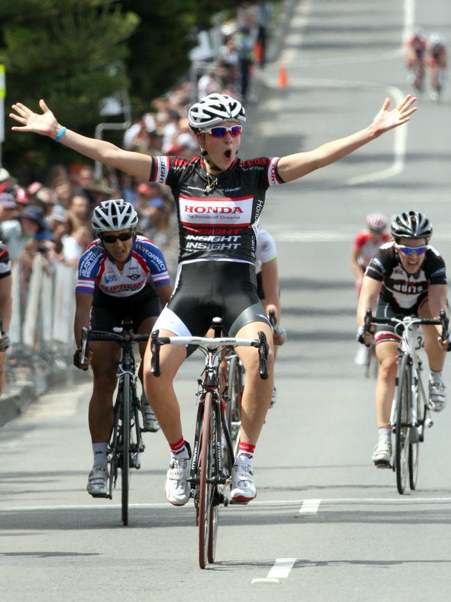 Melissa Hoskins wins the fourth round of the women's NSW Grand Grand Prix criterium series at Coogee in Sydney.