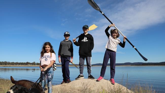 Savannah Horner, Bennett Horner, Ewan Mortimer and Addyson Mortimer getting ready for a day on the water at Leslie Dam (Photo: Zilla Gordon).