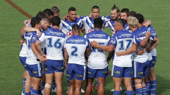 All the preseason optimism came to nothing for the Bulldogs. Image: AAP Image/David Rowland