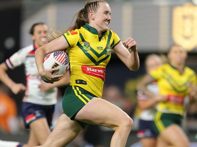 LAS VEGAS, NEVADA - MARCH 01: Tamika Upton of Australia makes a break during the International Match between the Australia Jillaroos and England at Allegiant Stadium, on March 01, 2025, in Las Vegas, Nevada. (Photo by Ezra Shaw/Getty Images)