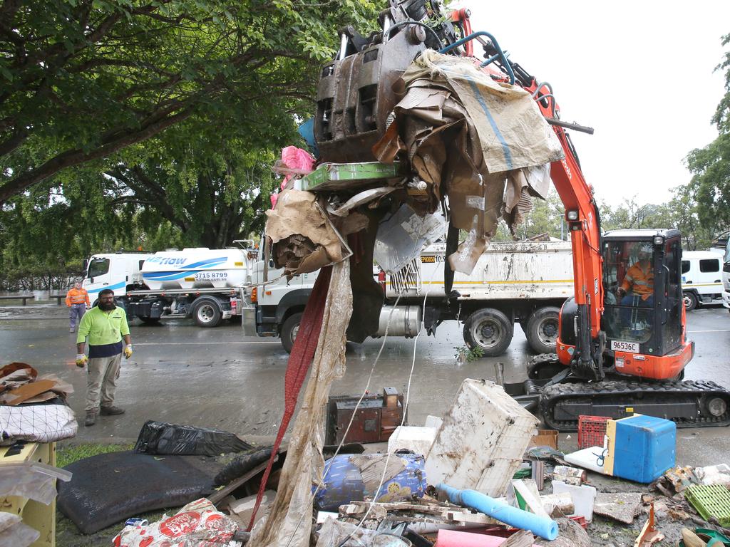 The rubbish pick up at West End in March. Photo: Steve Pohlner