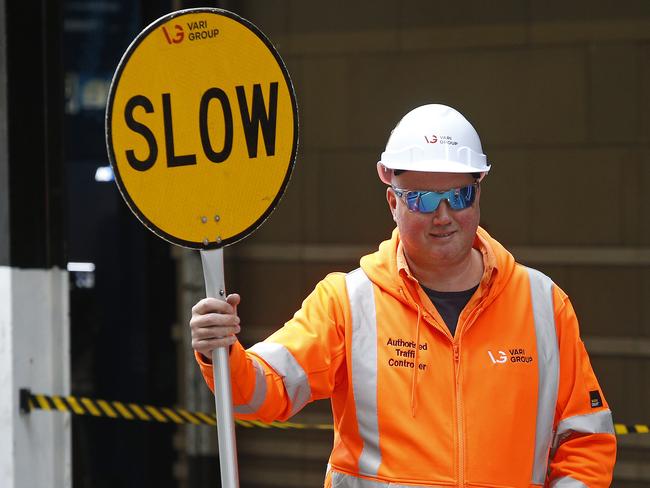 SYDNEY, AUSTRALIA - NewsWire Photos OCTOBER 16 , 2024: Generic Photos of Workers at Work. Traffic controller. Picture: NewsWire / John Appleyard