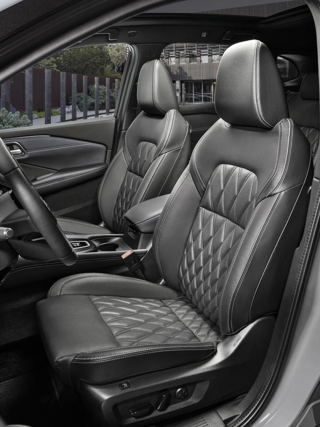 The Qashqai e-Power features stunning leather seats