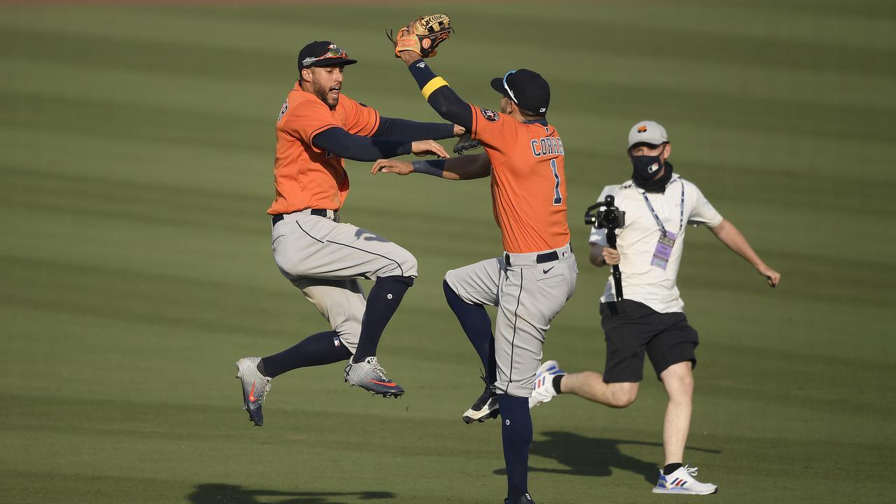 A veteran photographer was not happy about this snap. (Photo by Kevork Djansezian/Getty Images)