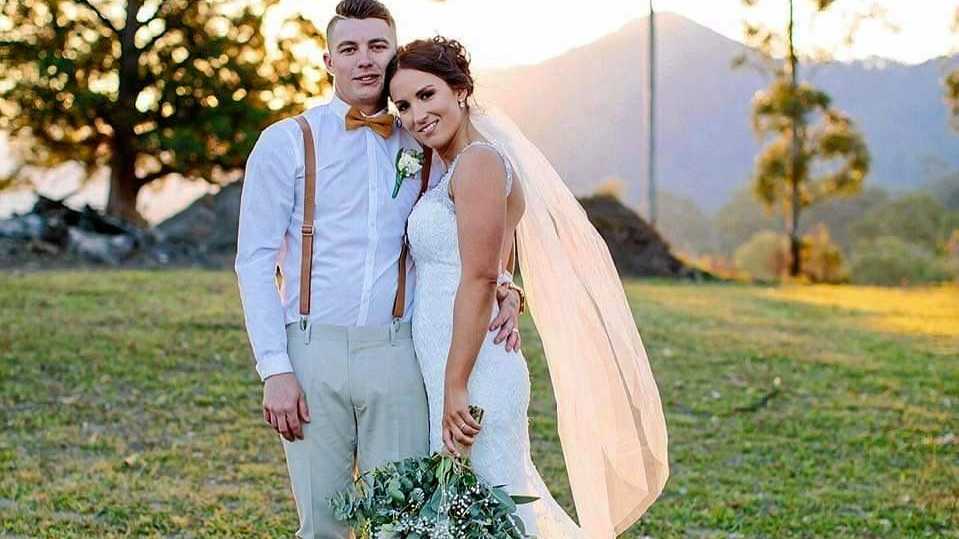 Blayden and Kayly married at Bonville Golf Resort. Picture: Captured with Love Photography