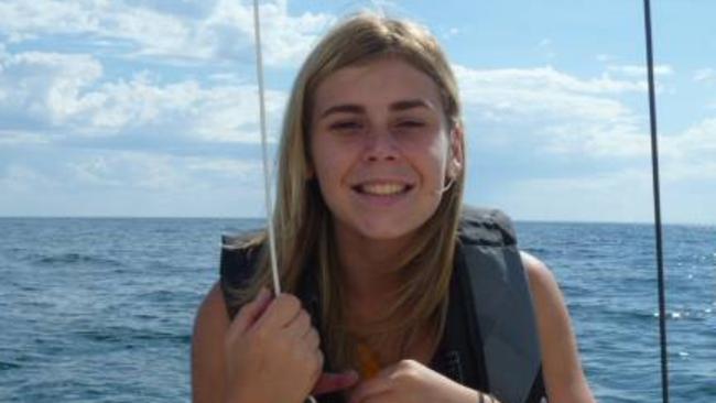 Elly Warren, 20, from Melbourne, has died while travelling in Mozambique. Picture: Facebook