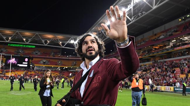 Johnathan Thurston reacts with the crowd following State of Origin Game 3 between the Queensland Maroons and NSW Blues, at Suncorp Stadium in Brisbane, on Wednesday, July 12, 2017. (AAP Image/Dave Hunt)