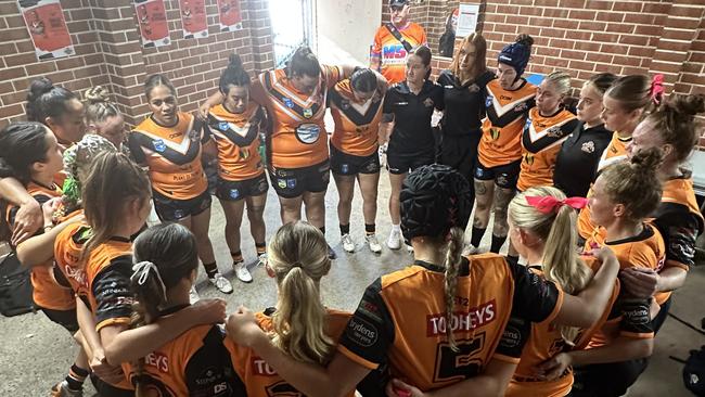 The Entrance Tigers women's tackle team pictured during the 2024 season. Picture: supplied