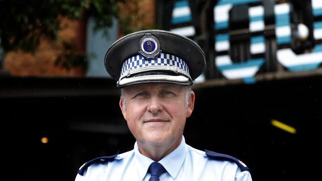 Tweed Byron Police District Chief Inspector Matt Kehoe outside Aquarius Backpackers in Byron Bay on Thursday, November 25, 2021. Picture: Liana Boss