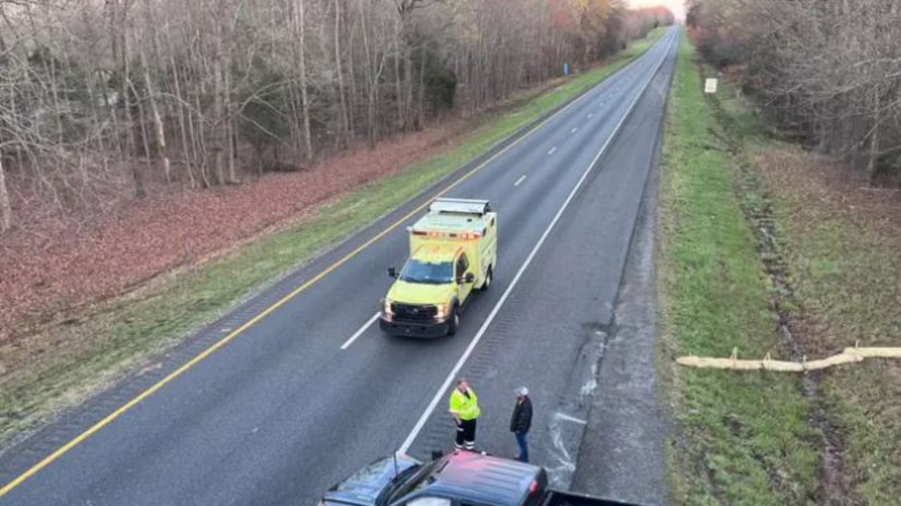 Six young girls killed in Tennessee highway crash after car hits