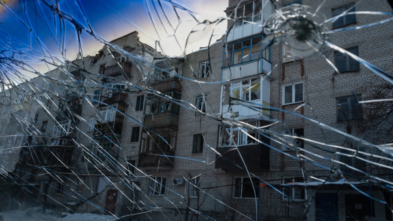 Russians are 'destroying Ukraine completely' 