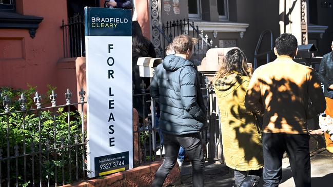 SYDNEY, AUSTRALIA - NewsWire Photos,June 4, 2022: Sydney-siders view properties in Surry Hills for rent as prospective tenants are having difficulties securing rental properties.Crown Street, Surry Hills Picture: NCA NewsWire / Jeremy Piper