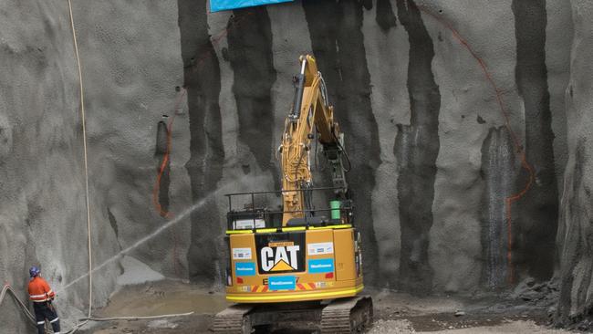 Tunnelling begins at the St Peters Interchange construction site for the New M5 section of WestConnex.