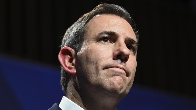 CANBERRA, Australia, NewsWire Photos. May 15, 2024: Federal Treasurer Jim Chalmers Post-budget Speech at the National Press Cub at Parliament House in Canberra. Picture: NCA NewsWire / Martin Ollman