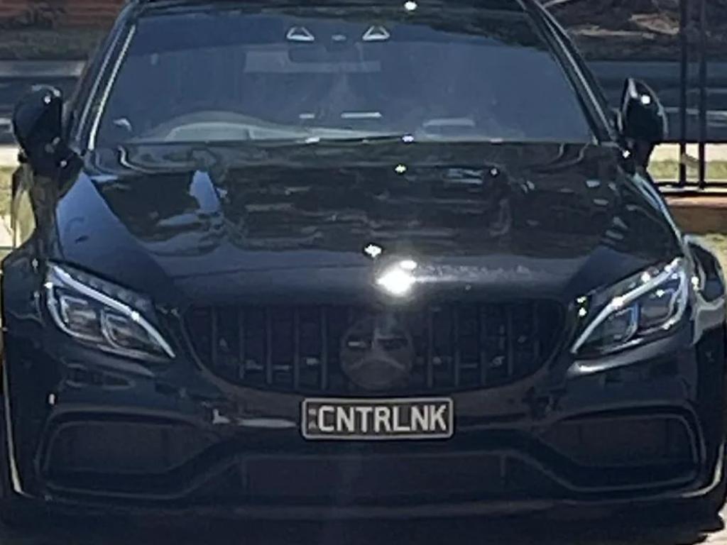 ‘You can’t even buy a Mercedes part on Centrelink.’ Picture: Reddit