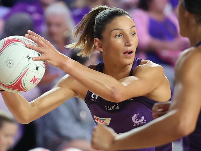 BRISBANE, AUSTRALIA - APRIL 20: Kim Ravaillion of the Firebirds warms up during the round two Super Netball match between Queensland Firebirds and Giants Netball at Nissan Arena, on April 20, 2024, in Brisbane, Australia. (Photo by Mackenzie Sweetnam/Getty Images)